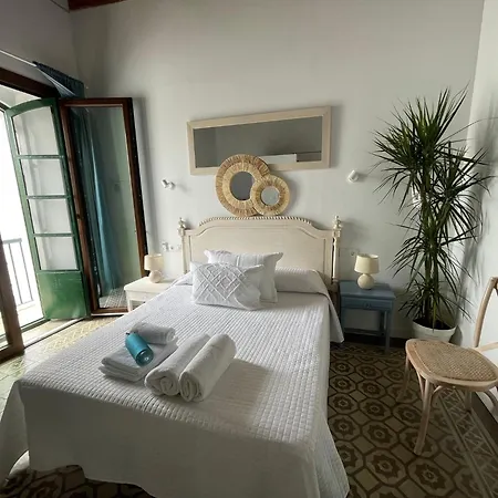Dona Lola Rooms Conil De La Frontera Exterior photo